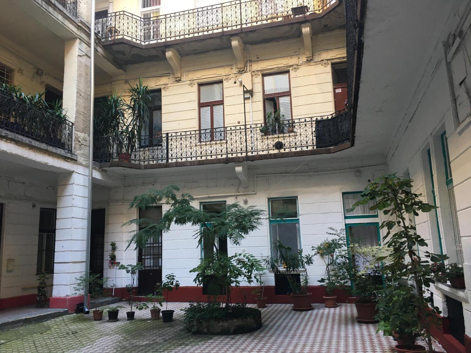 Vinitus Budapest Centro Екстер'єр фото